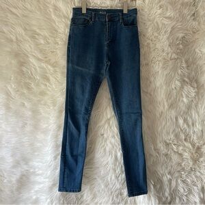 BDG jeans, high rise twig, tapered leg, size 26, dark wash